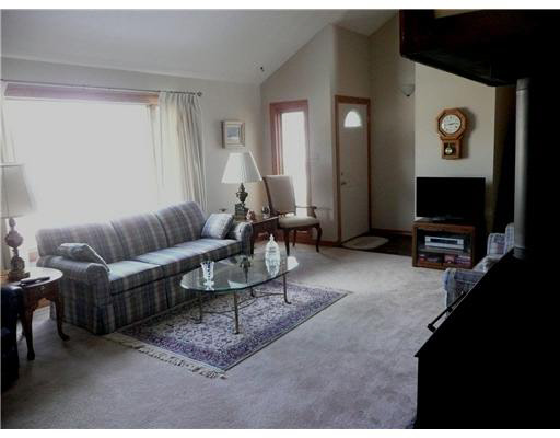 2303 Brady Ln, Mishawaka, IN 46544 photo 3