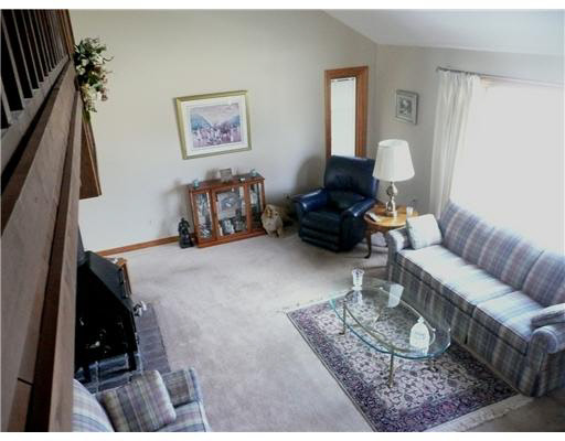 2303 Brady Ln, Mishawaka, IN 46544 photo 4