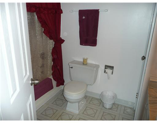 2303 Brady Ln, Mishawaka, IN 46544 photo 14