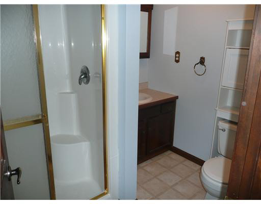 21490 Ravenna Dr, South Bend, IN 46628 photo 9
