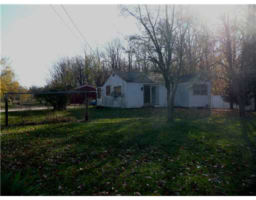 57424 Pear Rd, South Bend, IN 46619 photo 1