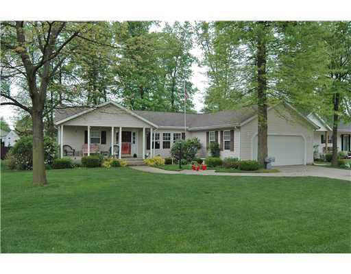 2411 Division St, Mishawaka, IN 46545 photo 1