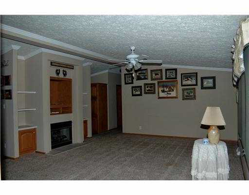 2411 Division St, Mishawaka, IN 46545 photo 4