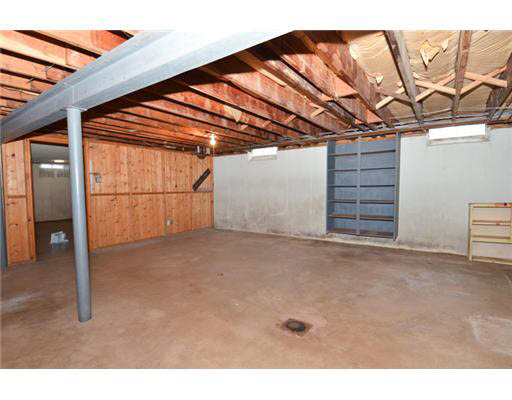 17011 Ireland Rd, South Bend, IN 46614 photo 11