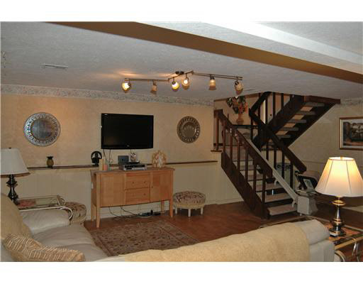 51666 Trowbridge Ln, South Bend, IN 46637 photo 9