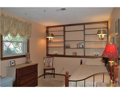 51666 Trowbridge Ln, South Bend, IN 46637 photo 16