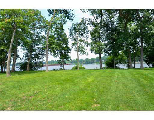 550 Vistula Ter #2, Mishawaka, IN 46544 photo 3