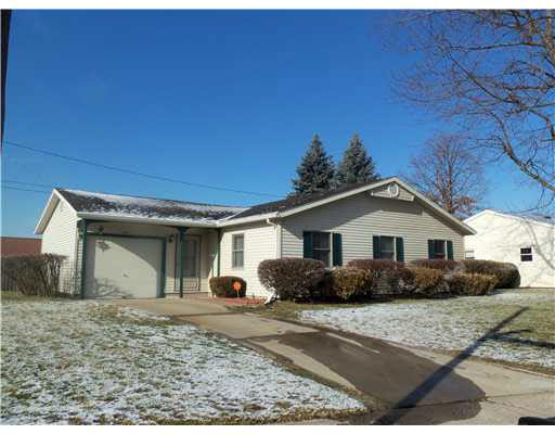 4621 Inverness Ln, South Bend, IN 46614 photo 2