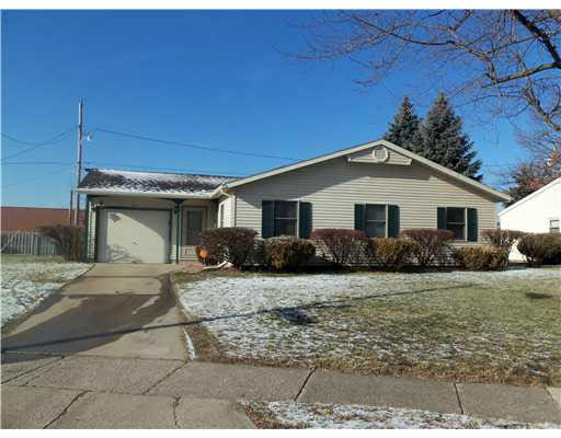4621 Inverness Ln, South Bend, IN 46614 photo 1