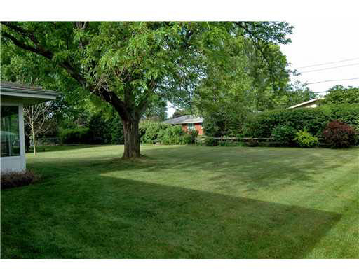 3813 Sampson St, South Bend, IN 46614 photo 23
