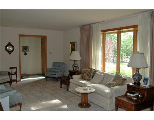 3813 Sampson St, South Bend, IN 46614 photo 3