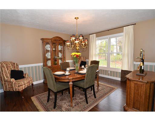 52702 Spring Valley Ln, Granger, IN 46530 photo 4