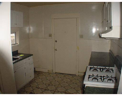 237 Donald E, South Bend, IN 46613 photo 5