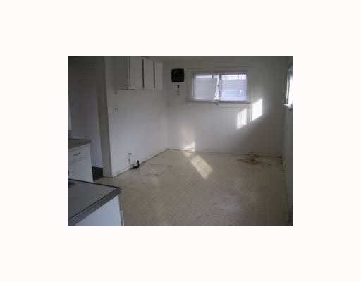 1325 Calvert, South Bend, IN 46613 photo 3