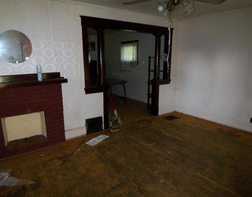 715 Wayne St W, South Bend, IN 46601 photo 2