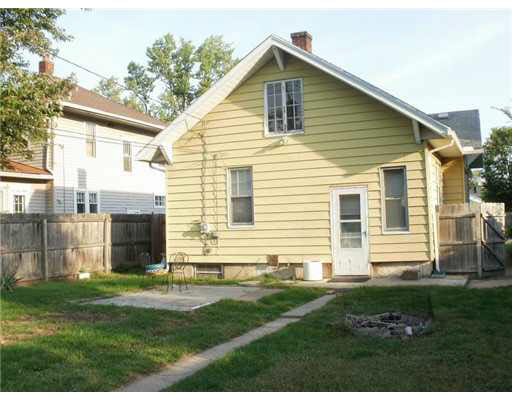 826 Ewing E, South Bend, IN 46613 photo 2