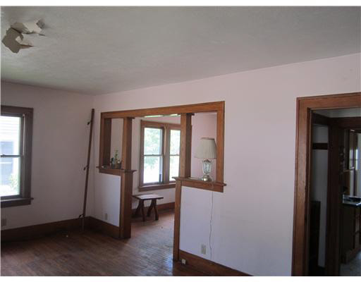 1144 Calvert, South Bend, IN 46613 photo 2