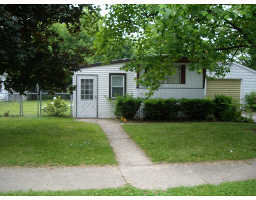 1910 Cove Pl, Mishawaka, IN 46545 photo 1