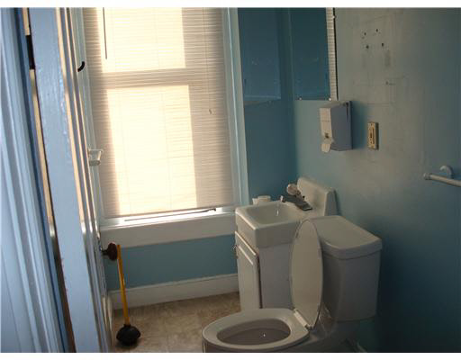 1028 Wayne E, South Bend, IN 46617 photo 6