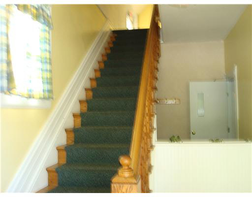 1028 Wayne E, South Bend, IN 46617 photo 2