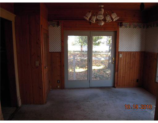 233 Maple St E, Bremen, IN 46506 photo 10