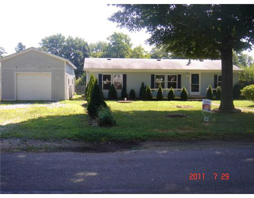52430 Helmen Rd, South Bend, IN 46637 photo 1