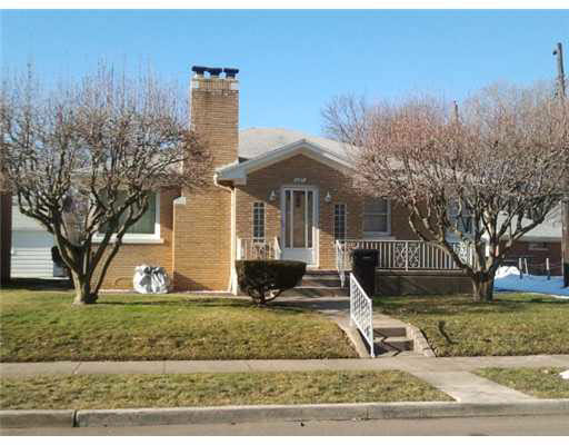 1109 Eclipse, South Bend, IN 46628 photo 1