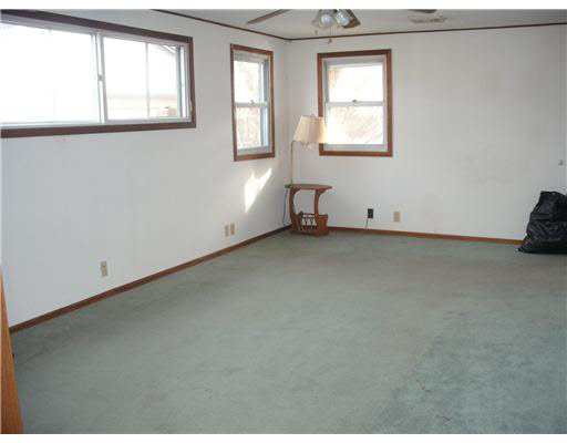 1239 Joyce Dr, South Bend, IN 46616 photo 8