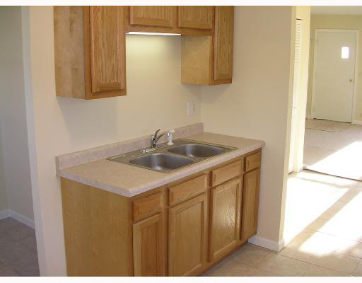 917 Carlton St, Mishawaka, IN 46544 photo 5