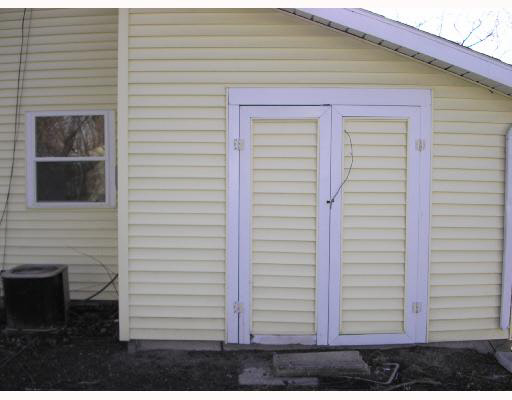 917 Carlton St, Mishawaka, IN 46544 photo 8