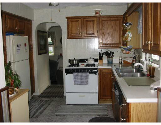 1018 Fox St E, South Bend, IN 46613 photo 4