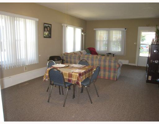 127 Eckman, South Bend, IN 46614 photo 3