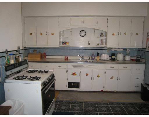 127 Eckman, South Bend, IN 46614 photo 8