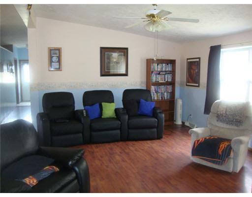 55921 Apple Rd, Osceola, IN 46561 photo 2