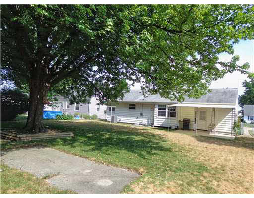 739 Garden Ln, South Bend, IN 46619 photo 2