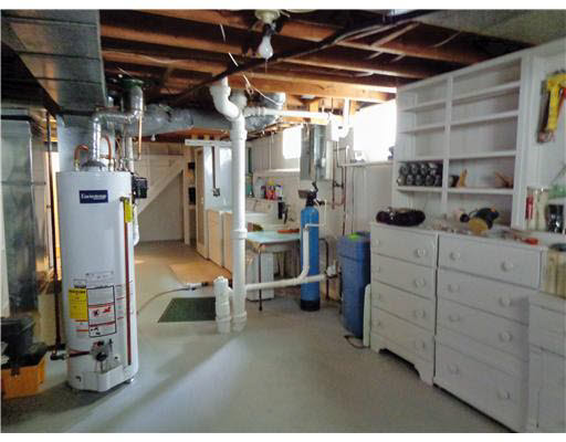 739 Garden Ln, South Bend, IN 46619 photo 12