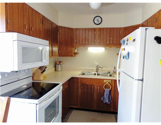 739 Garden Ln, South Bend, IN 46619 photo 4