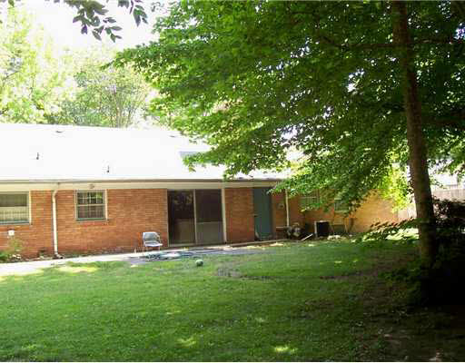 513 Widener Ln, South Bend, IN 46614 photo 12