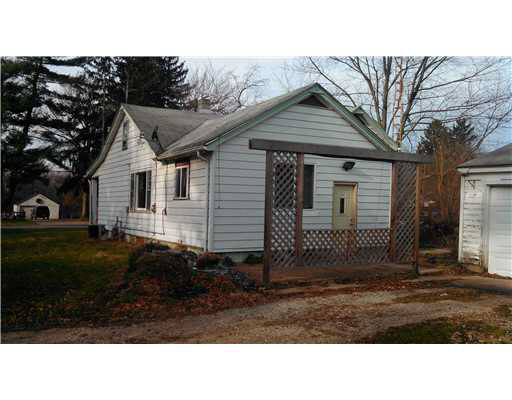 54830 Pear Rd, South Bend, IN 46628 photo 2