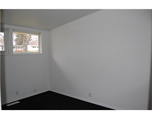 1546 Kings Ct, Mishawaka, IN 46544 photo 7