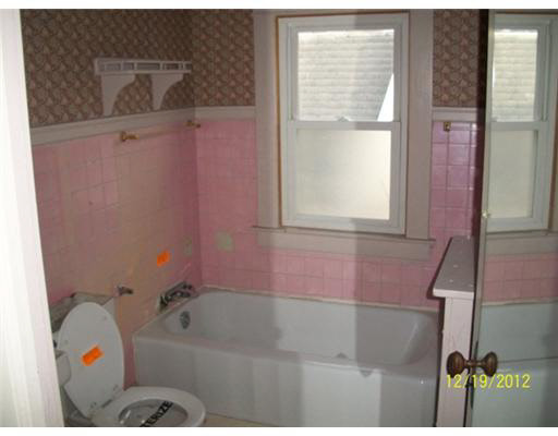541 Calhoun St, Mishawaka, IN 46545 photo 9