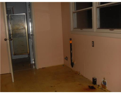 21591 Kern Rd, South Bend, IN 46614 photo 7