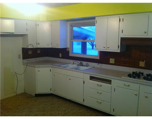 52680 Walsingham Ln, South Bend, IN 46637 photo 3