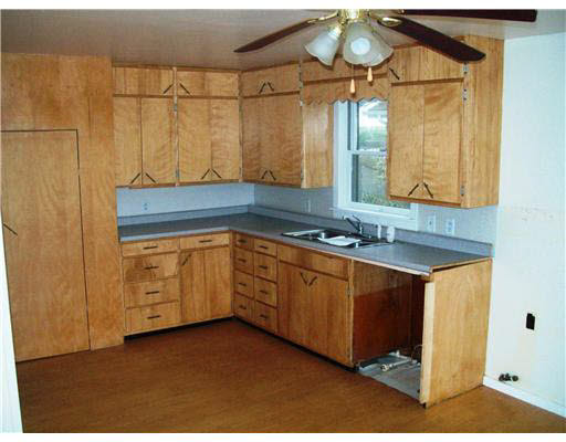 17851 Main St, Tyner, IN 46572 photo 5