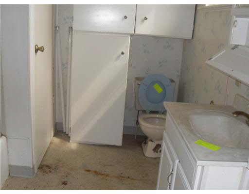 10766 Anderson Rd, Granger, IN 46530 photo 8