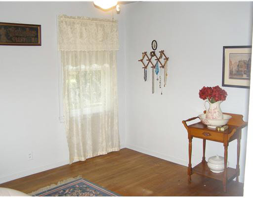 1327 Colfax E, South Bend, IN 46617 photo 6