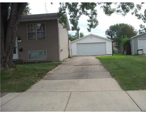 5118 Redbud Ln, South Bend, IN 46619 photo 2
