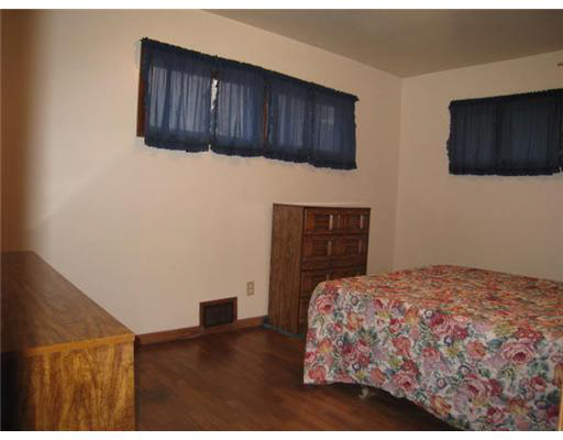 56933 Oak Rd, South Bend, IN 46619 photo 6