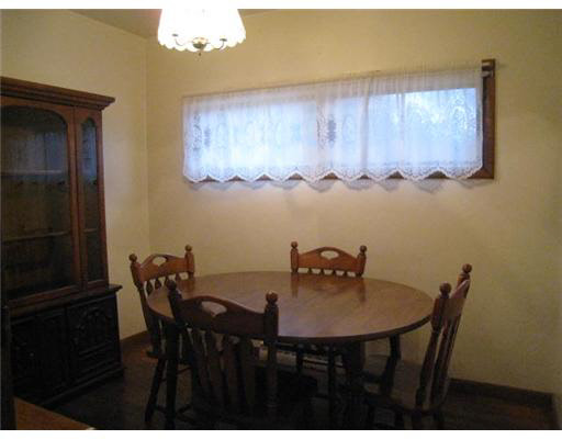 56933 Oak Rd, South Bend, IN 46619 photo 3