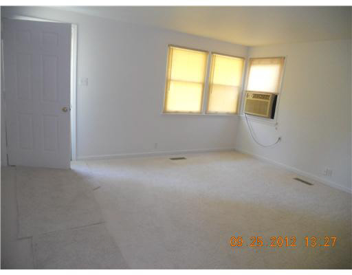 3204 Salem Dr, South Bend, IN 46615 photo 2